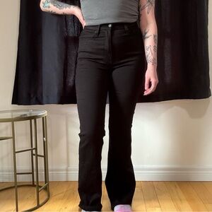 Good American Good Classic Bootcut Jeans